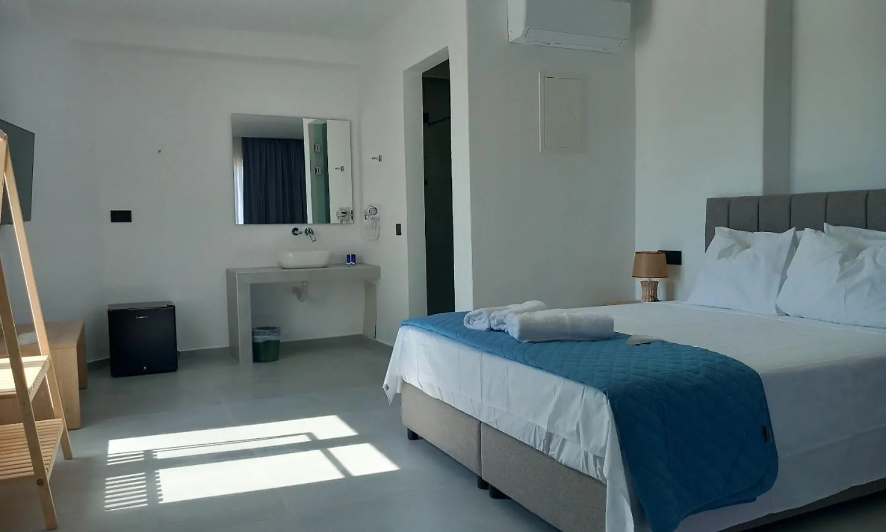 Hotel The Blue Of Mykonos Platys Gialos  0*, Platys Gialos (Mykonos)
